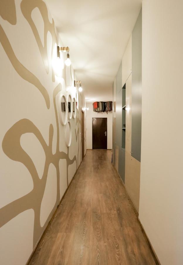 Different Apartments Ni المظهر الخارجي الصورة