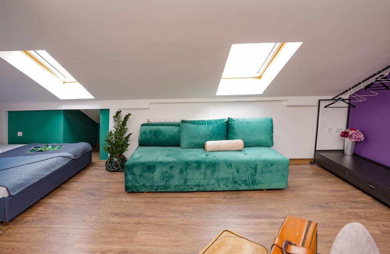 Different Apartments Ni المظهر الخارجي الصورة