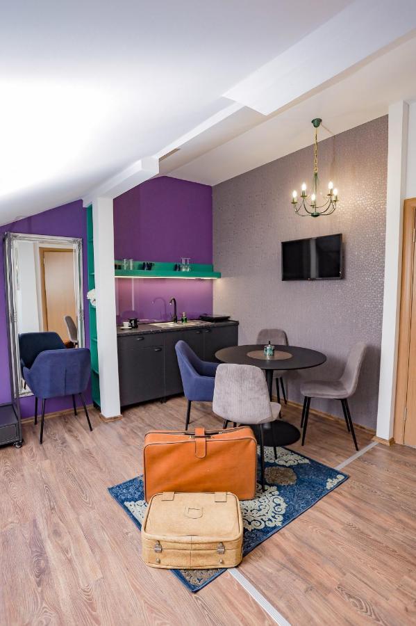 Different Apartments Ni المظهر الخارجي الصورة