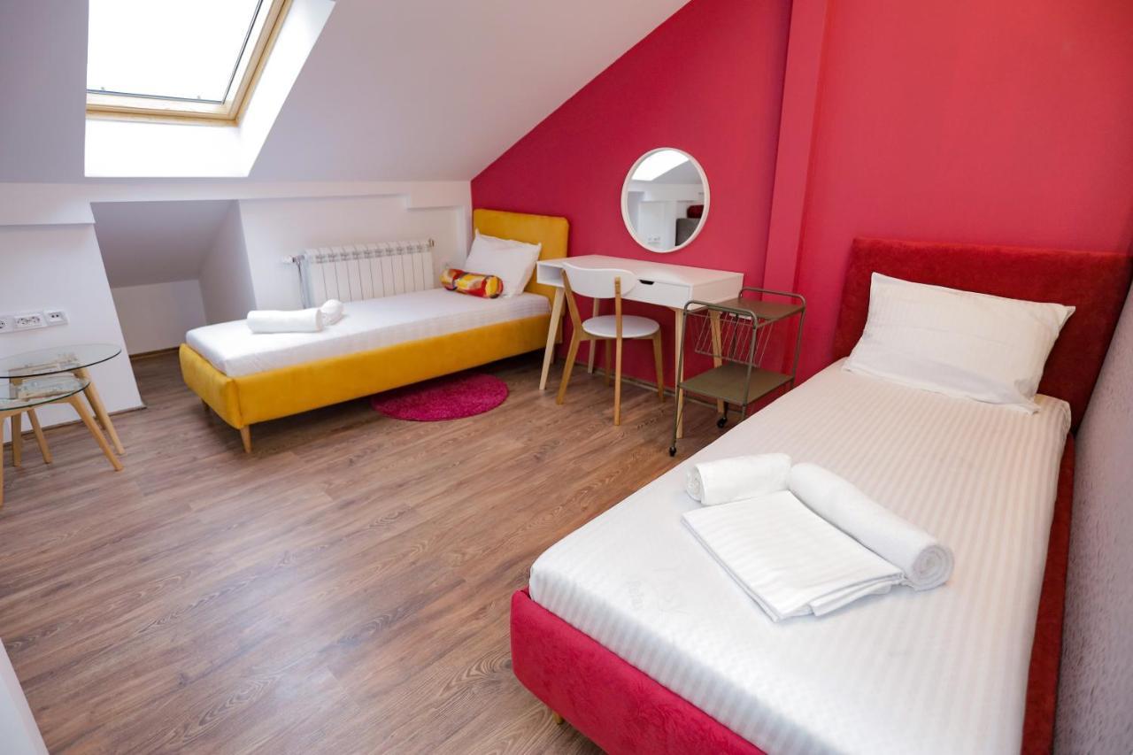 Different Apartments Ni المظهر الخارجي الصورة