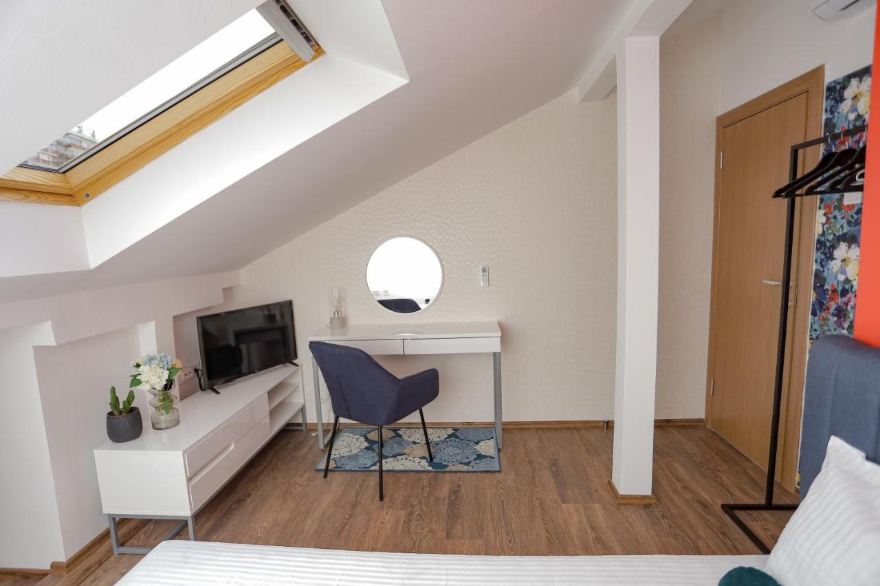 Different Apartments Ni المظهر الخارجي الصورة